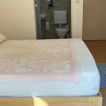 Goldner Stern Homestay *
